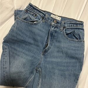 Abercrombie & Fitch 90s Curve Love Straight Ultra High Rise Jeans